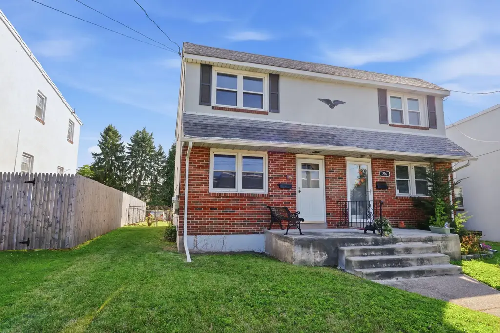 214 Shewell Ave, DOYLESTOWN