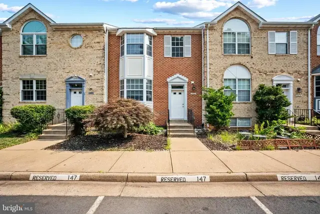 46676 Paragon Ter, Sterling