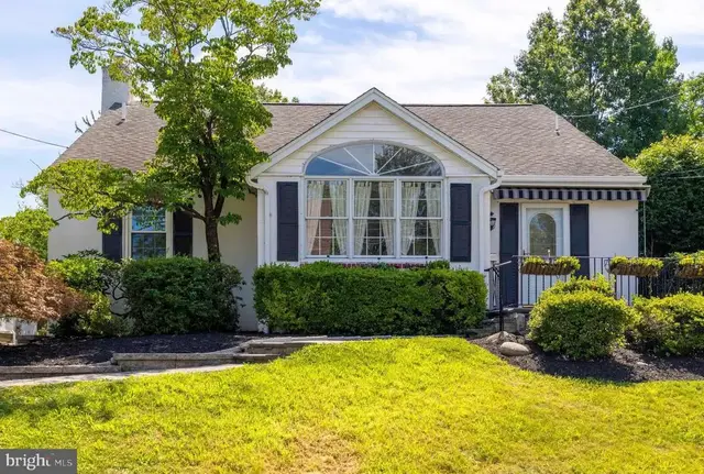 681 Jackson Ave, Glenside