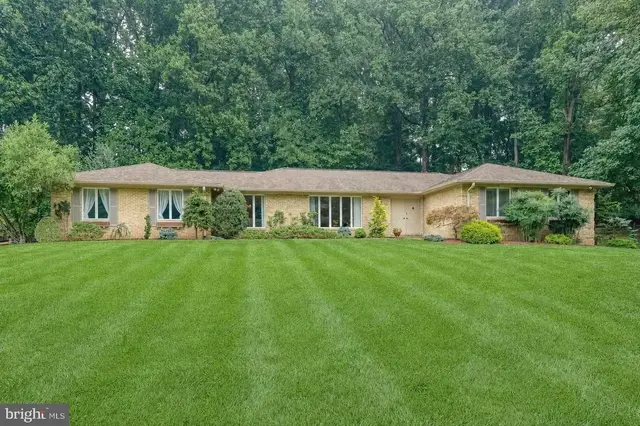 1421 Autumn Leaf Rd, Towson