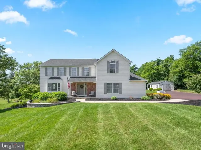 1357 Moyer Rd, Telford