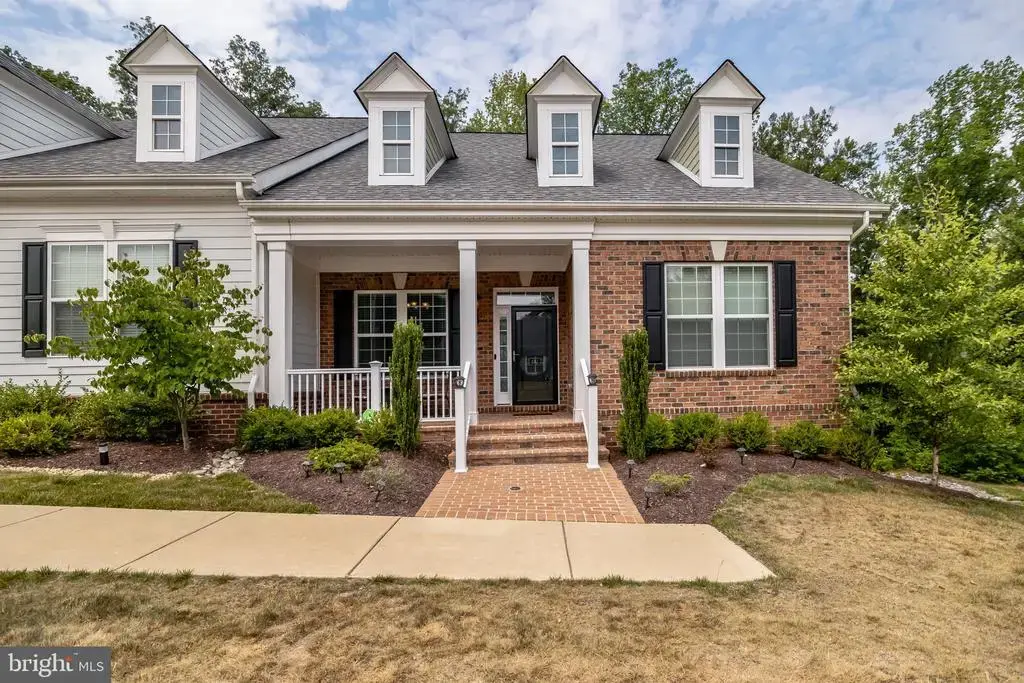 392 Buckeye Cir, LA PLATA