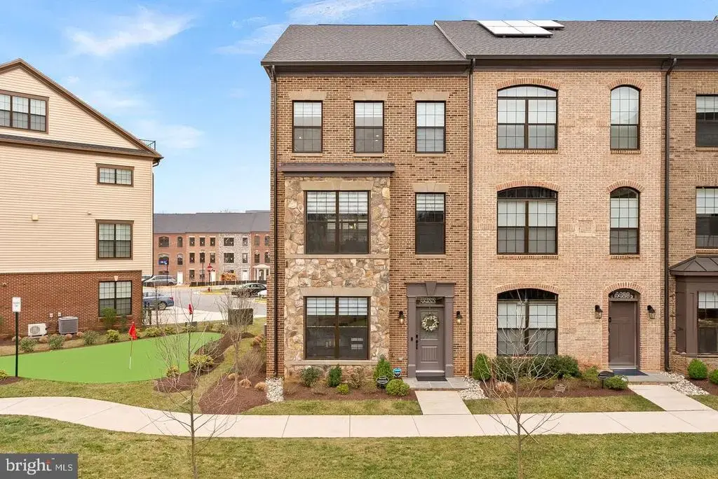 4422 Fair Lakes Ct, FAIRFAX