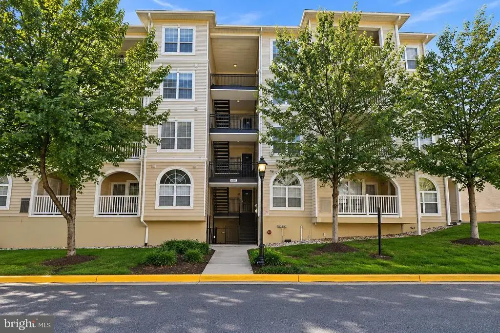 4550 Strutfield Ln #2403, ALEXANDRIA