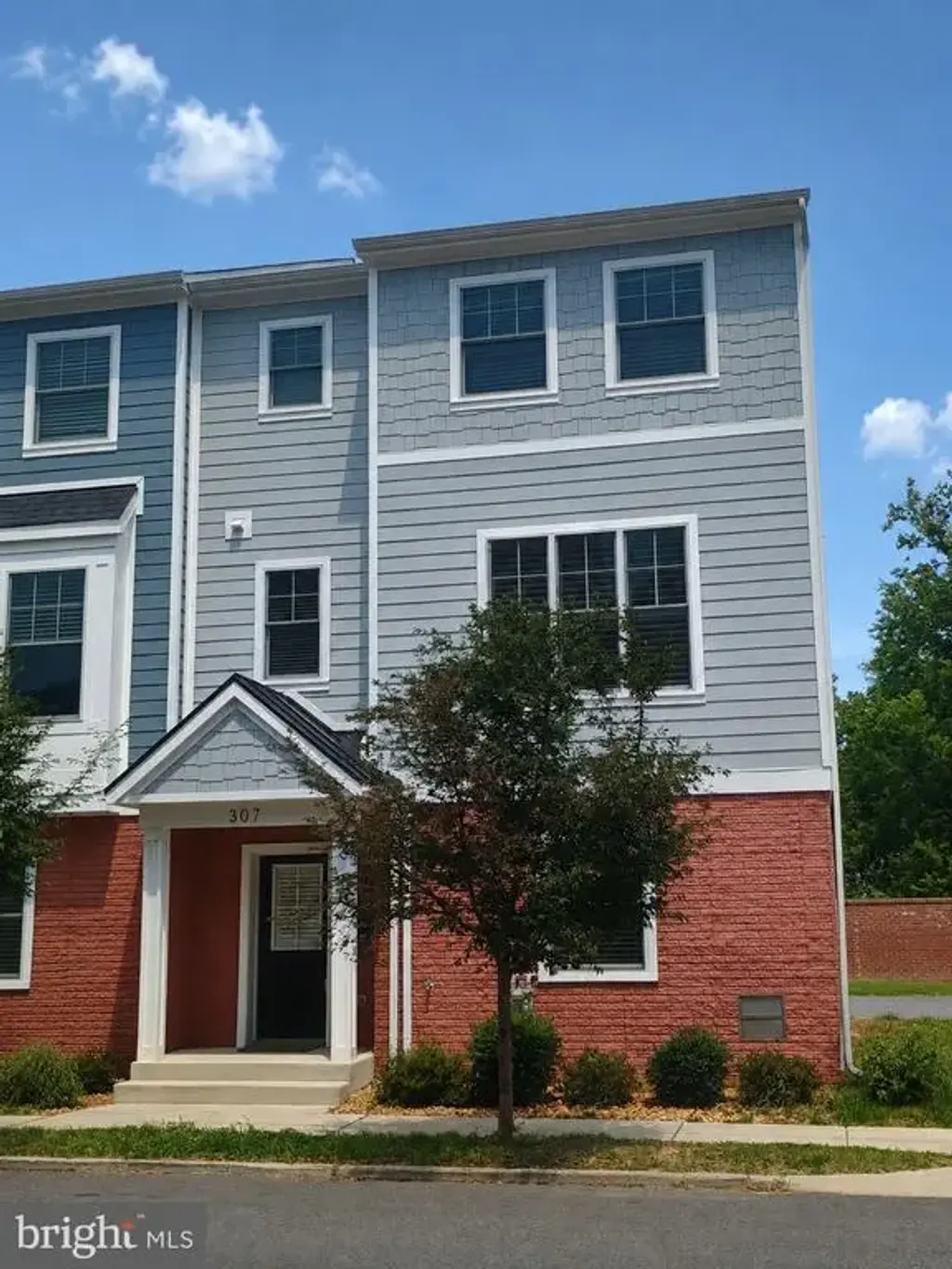 307 Charles St, FREDERICKSBURG