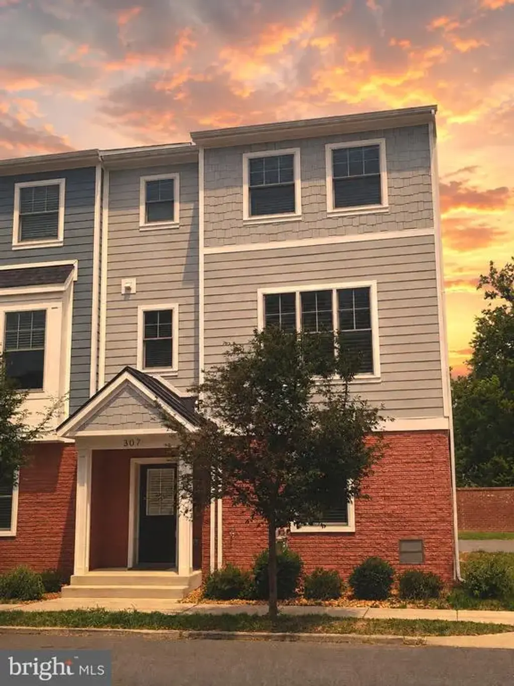 307 Charles St, FREDERICKSBURG