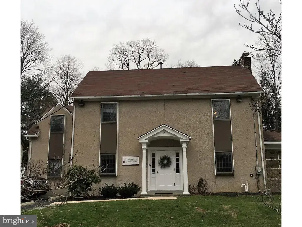 28 Garrett Ave #200, BRYN MAWR