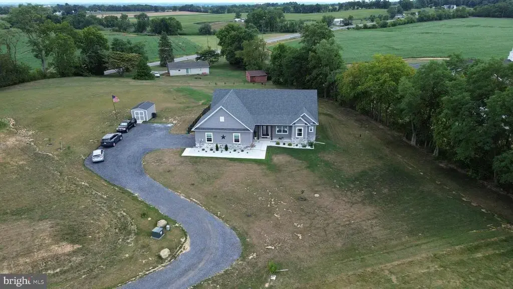 8638 Regal Dr, MERCERSBURG