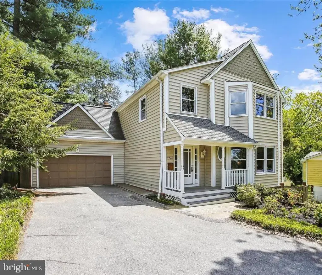 2041 Westmoreland St, FALLS CHURCH