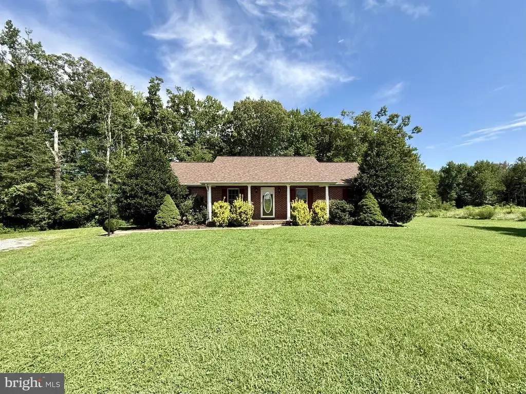 126 New Hope Church Rd, FREDERICKSBURG