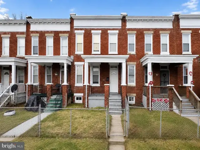 704 N Edgewood St, Baltimore