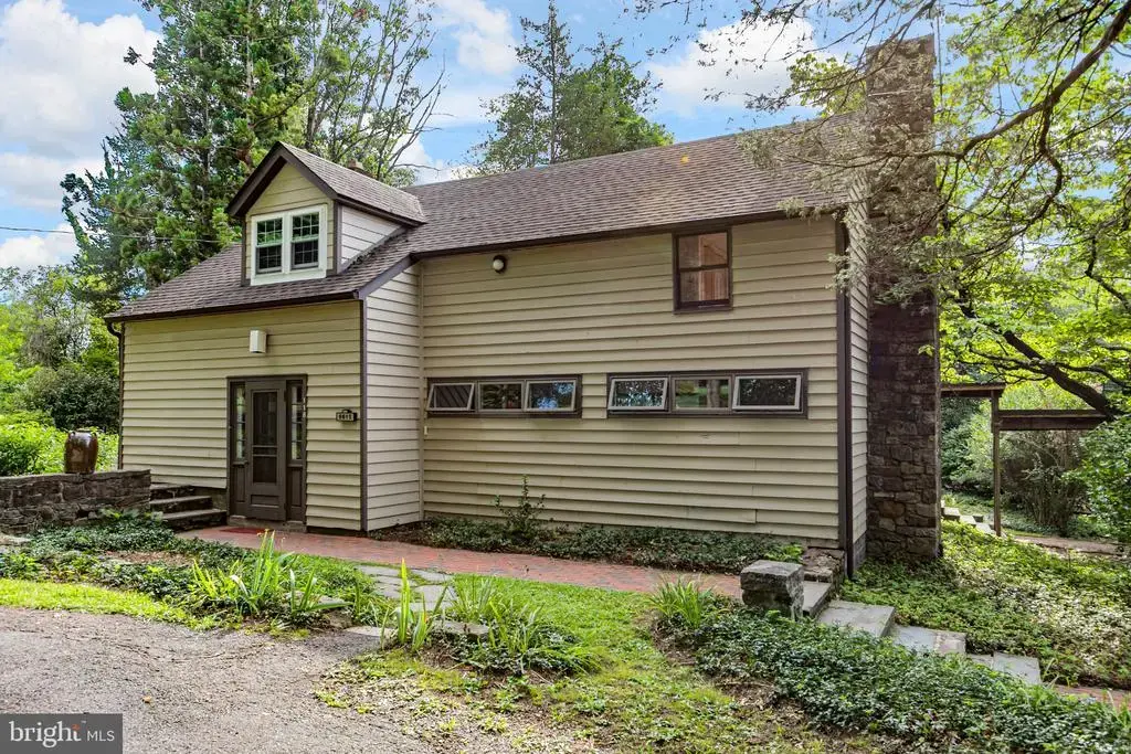 6615 Chapel Rd, NEW HOPE