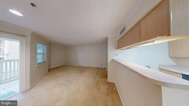 1504 Lincoln Way #108, Mclean