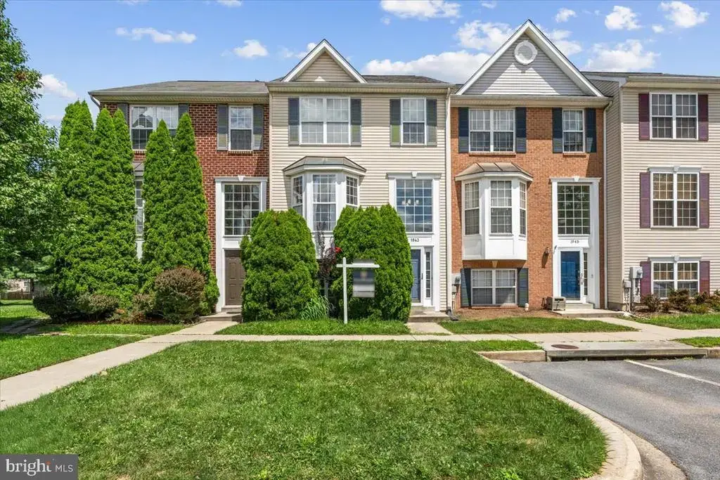 1943 Crossing Stone Ct, FREDERICK