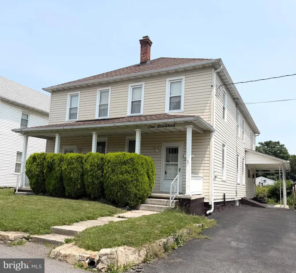 100 Mount Pleasant St, FROSTBURG