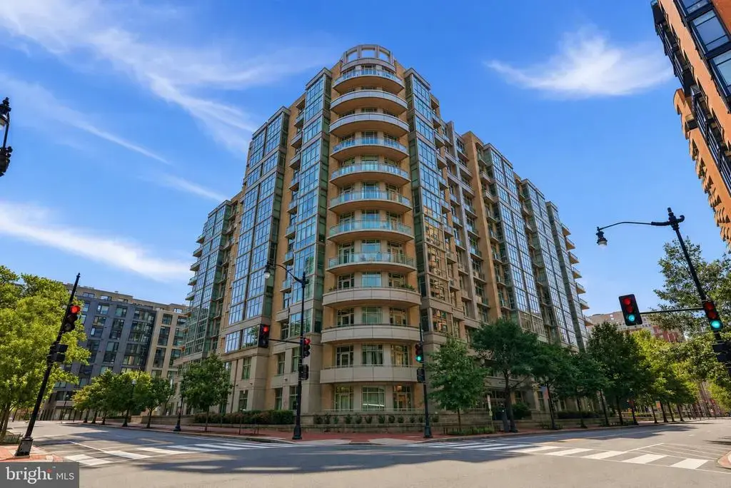 811 4th Nw #1012, WASHINGTON