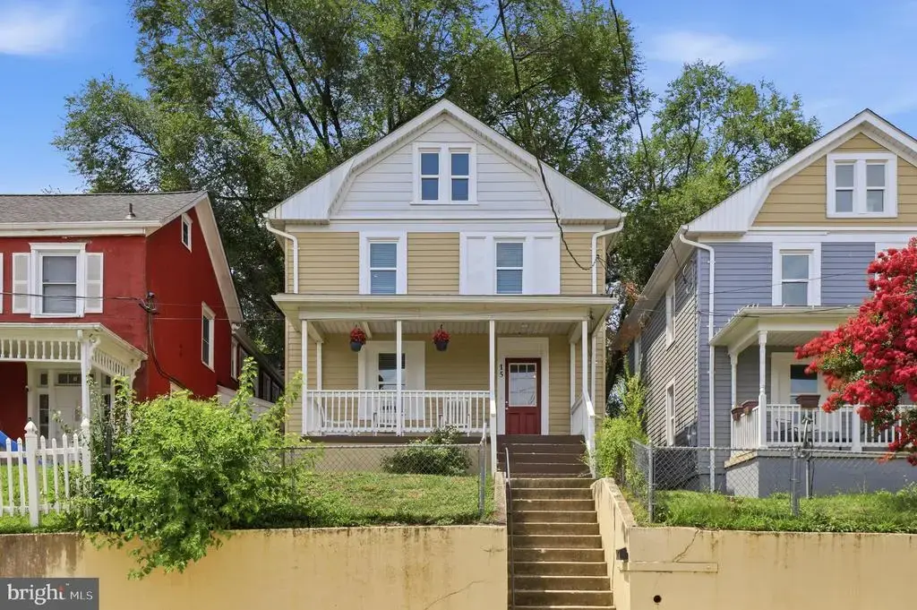 15 Maryland Ave, BRUNSWICK