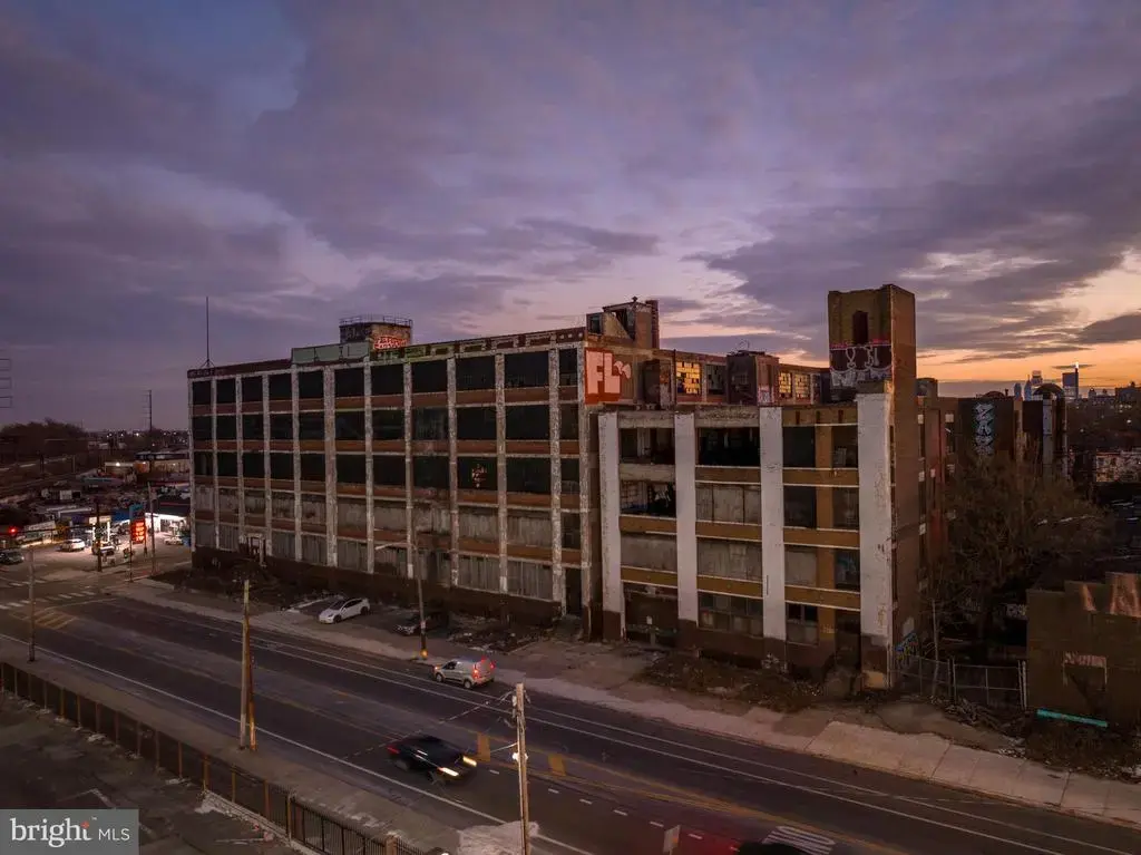 2100-20 W Allegheny Ave, PHILADELPHIA