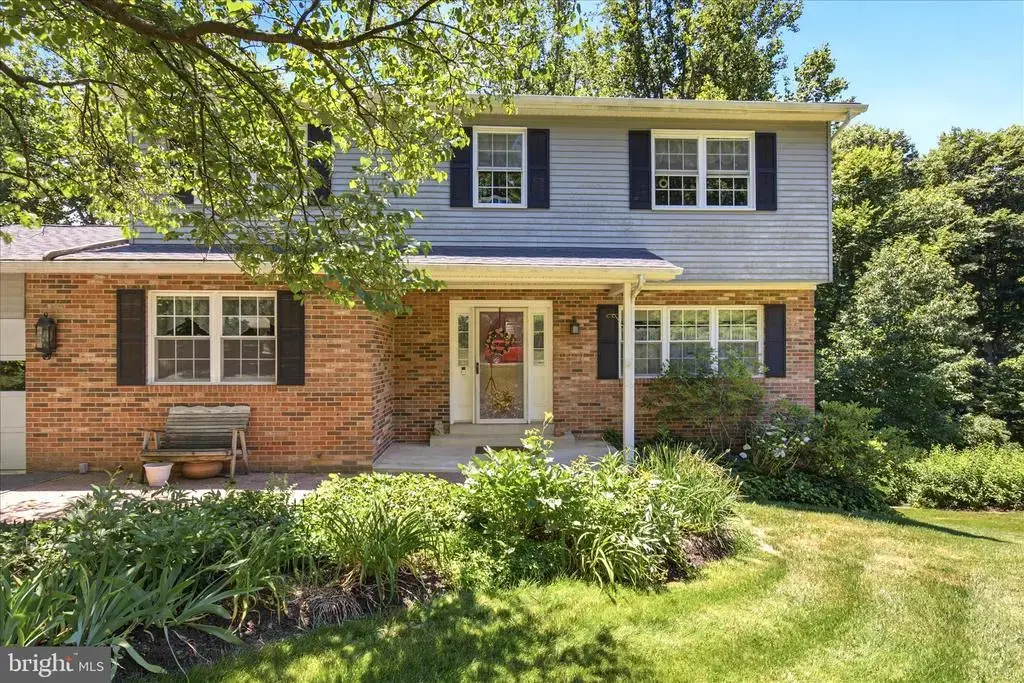 9810 Golden Russet Dr, DUNKIRK
