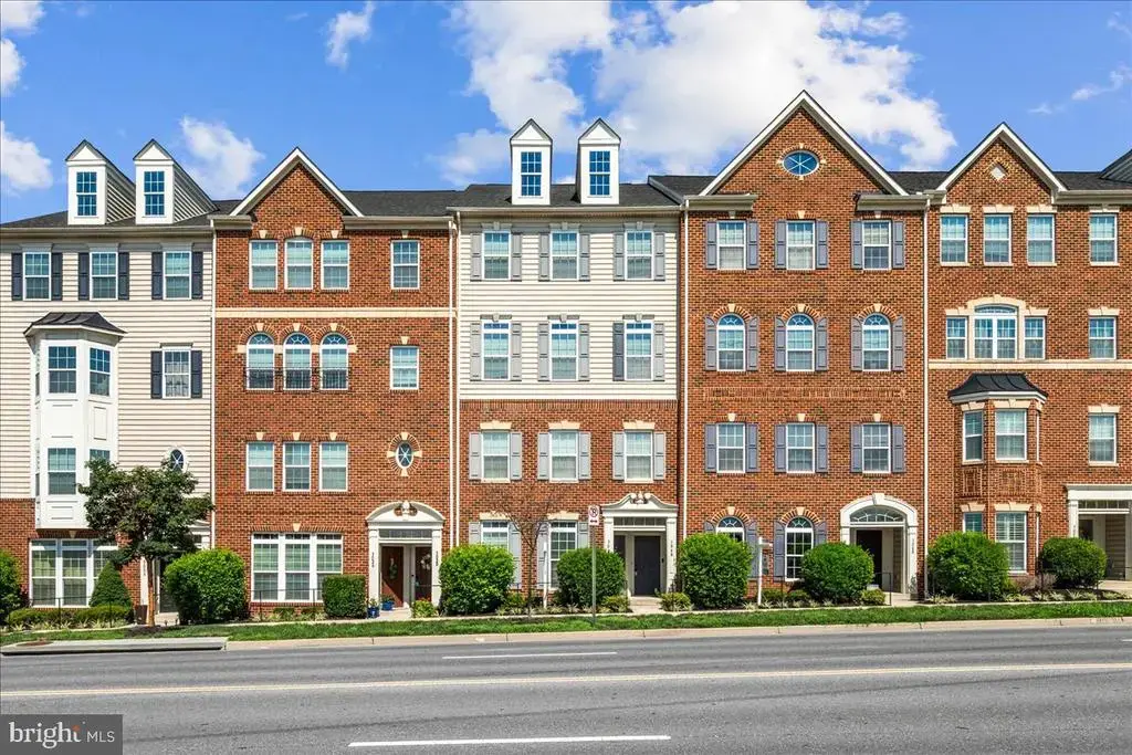 304-a Mill Pond Rd, FREDERICK