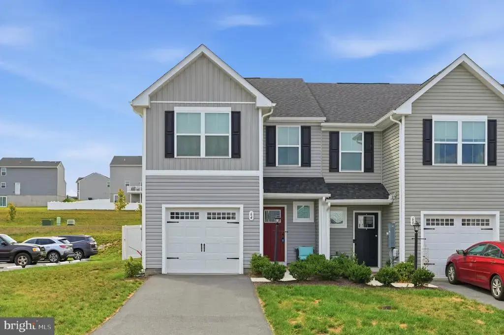 64 Dripping Springs Dr, HEDGESVILLE