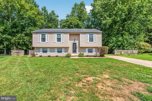 425 Dawn Ct, Aberdeen