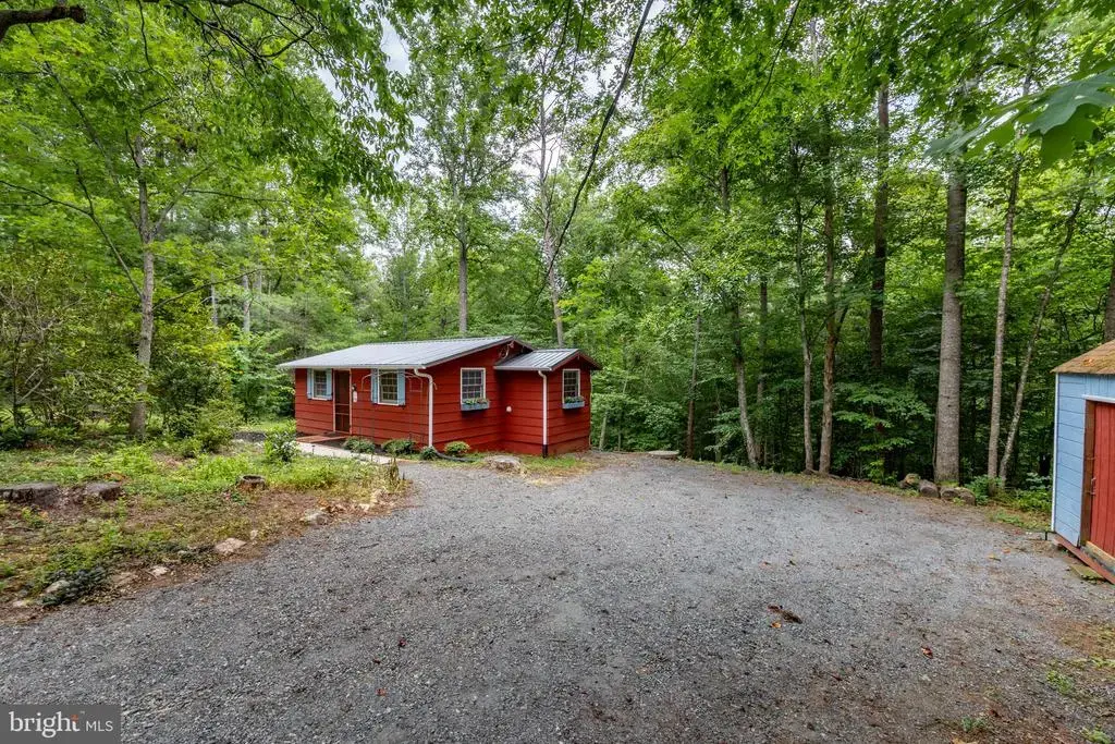 258 Laurel Dr, MADISON