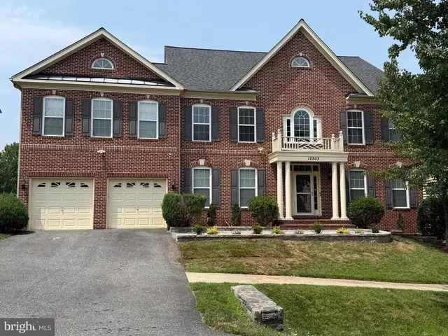 12503 Grand Elm St, Clarksburg
