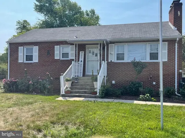 6512 Allentown Rd, Temple Hills