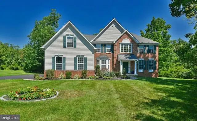 414 Forest Ln, North Wales