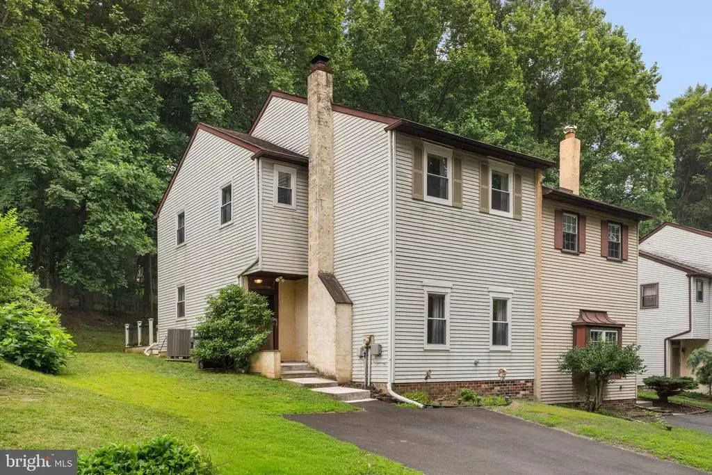 610 Valley Stream Cir, FEASTERVILLE TREVOSE