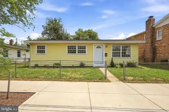 554 N Kent St, Winchester