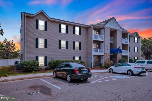 75 Fern Oak Cir #303, Stafford