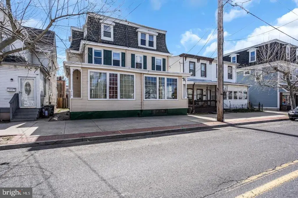 310 Market, GLOUCESTER CITY