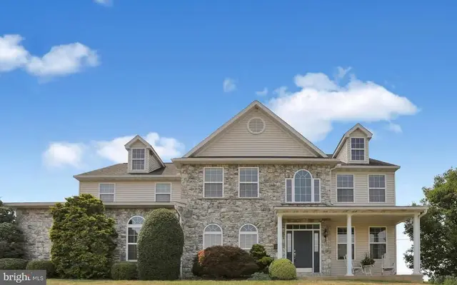 128 Great Bend Way, Reading