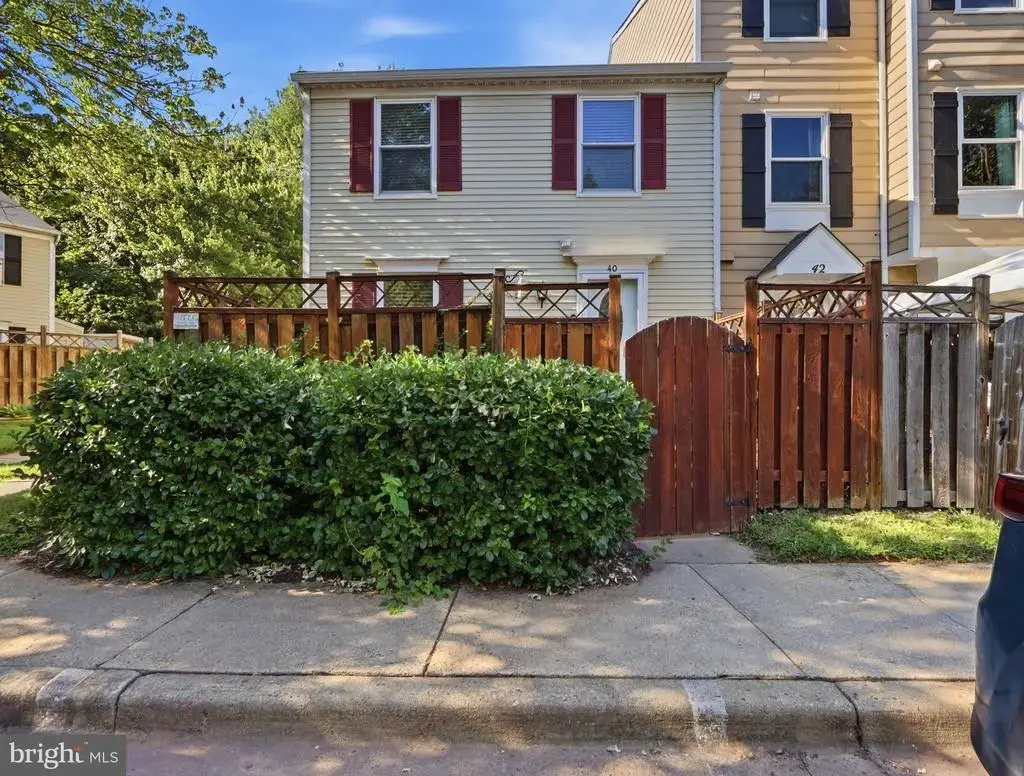 40 Whitechurch Ct, GERMANTOWN