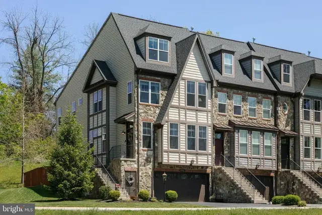 6957 Country Club Ter, New Market