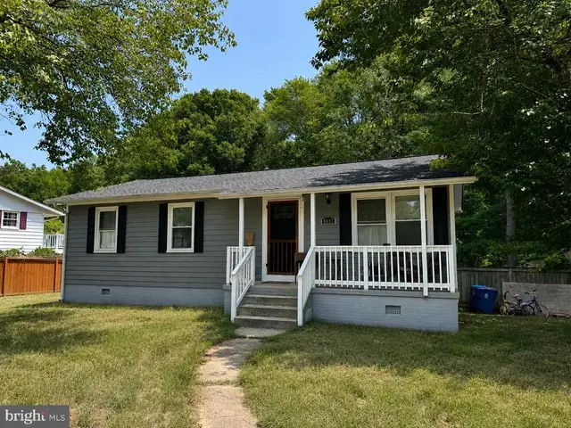 8117 Kidd St, Alexandria