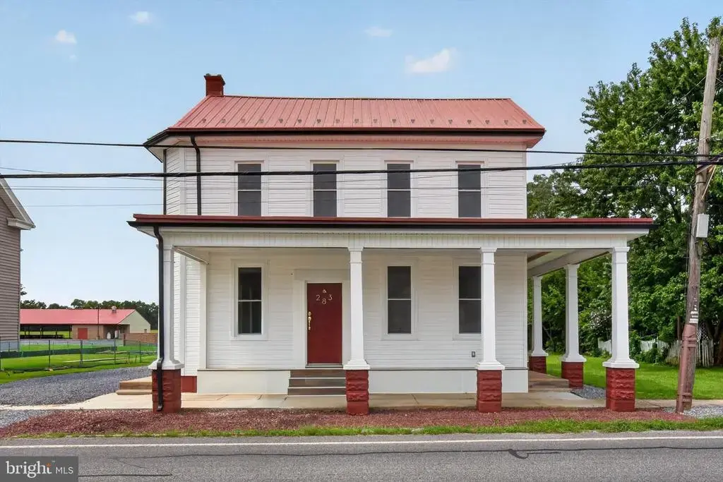 283 N Locust Point Road, MECHANICSBURG