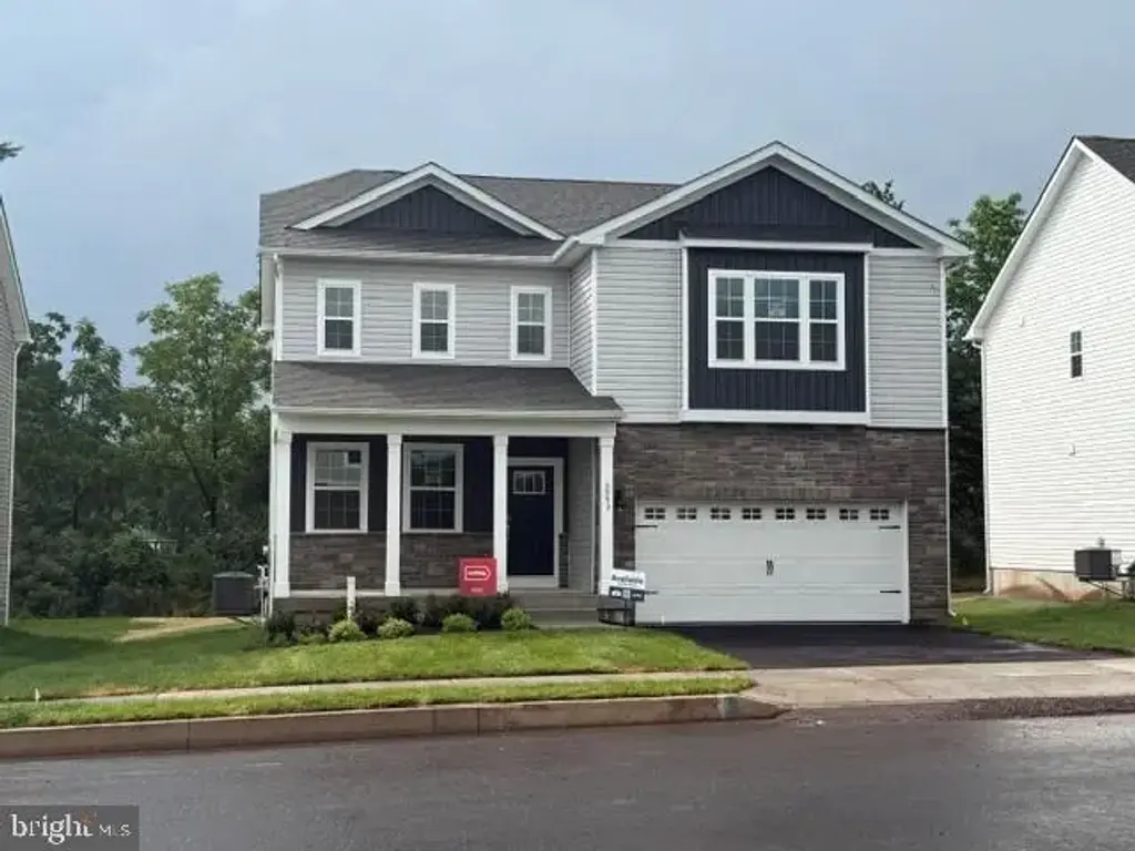 3043 Martha Way, PENNSBURG