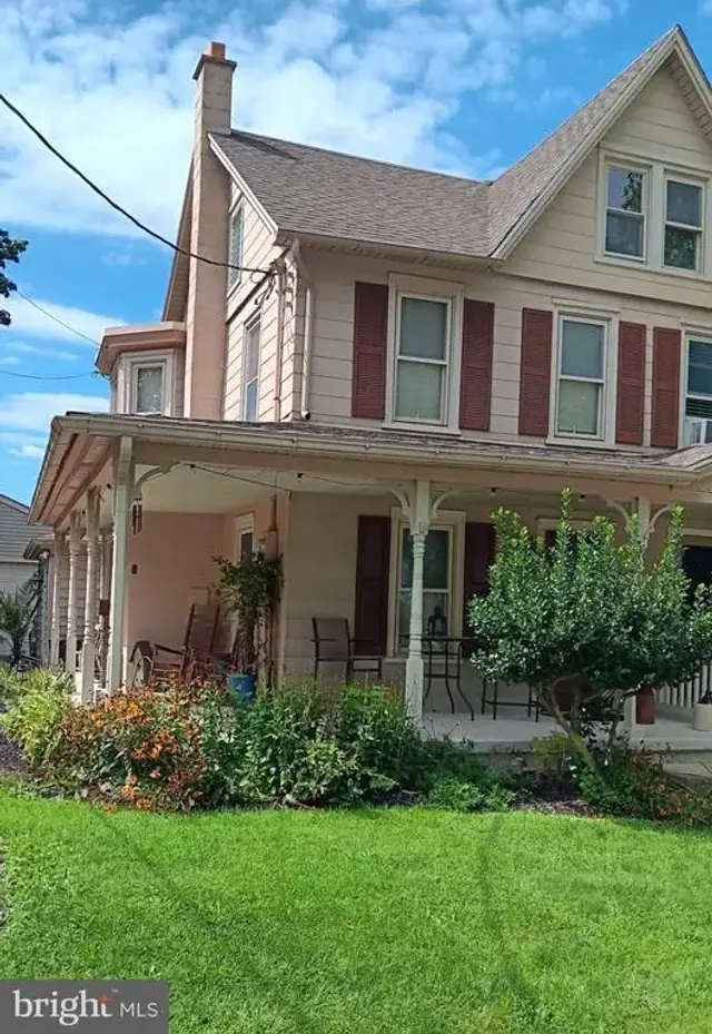 153 S Jackson St, Strasburg