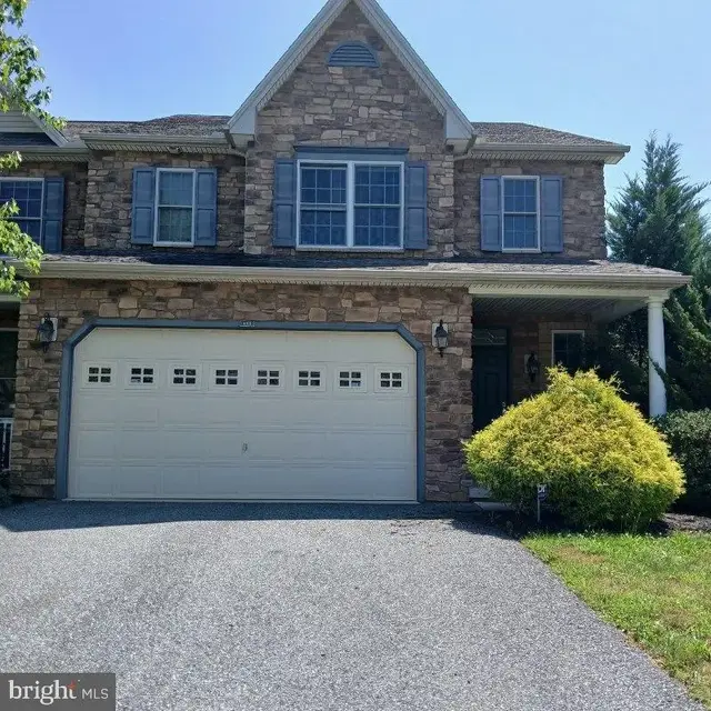 111 Scully Pl, Lewisberry