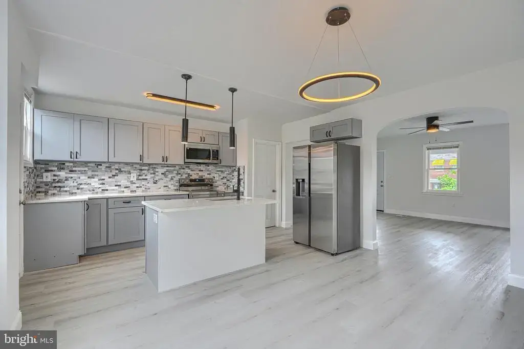 810 Mount Holly St, BALTIMORE