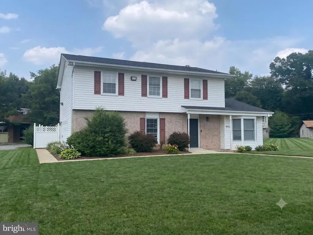 956 Chandler Ct, WALDORF
