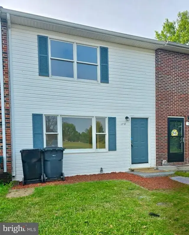 178 Hackberry Dr, Stephens City