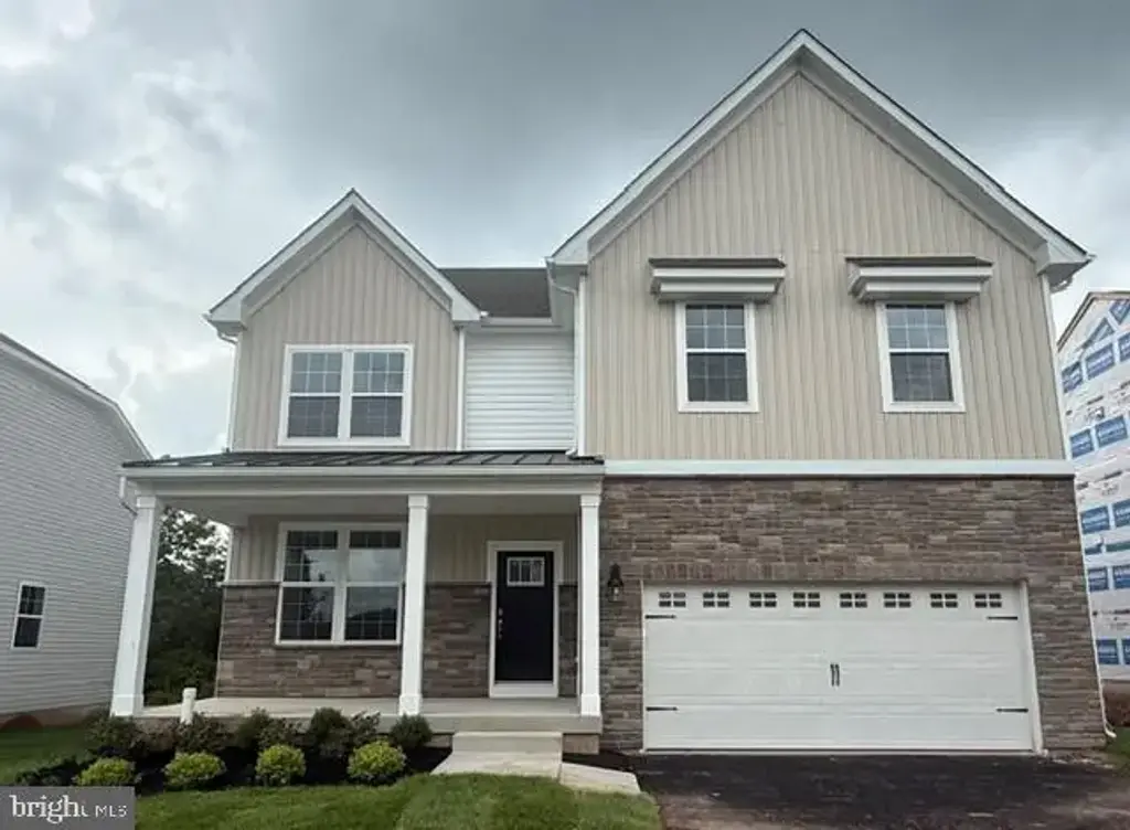 3049 Martha Way, PENNSBURG