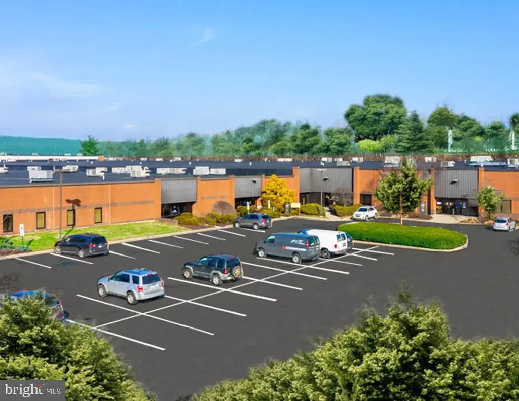 904-906 Springdale Dr., EXTON