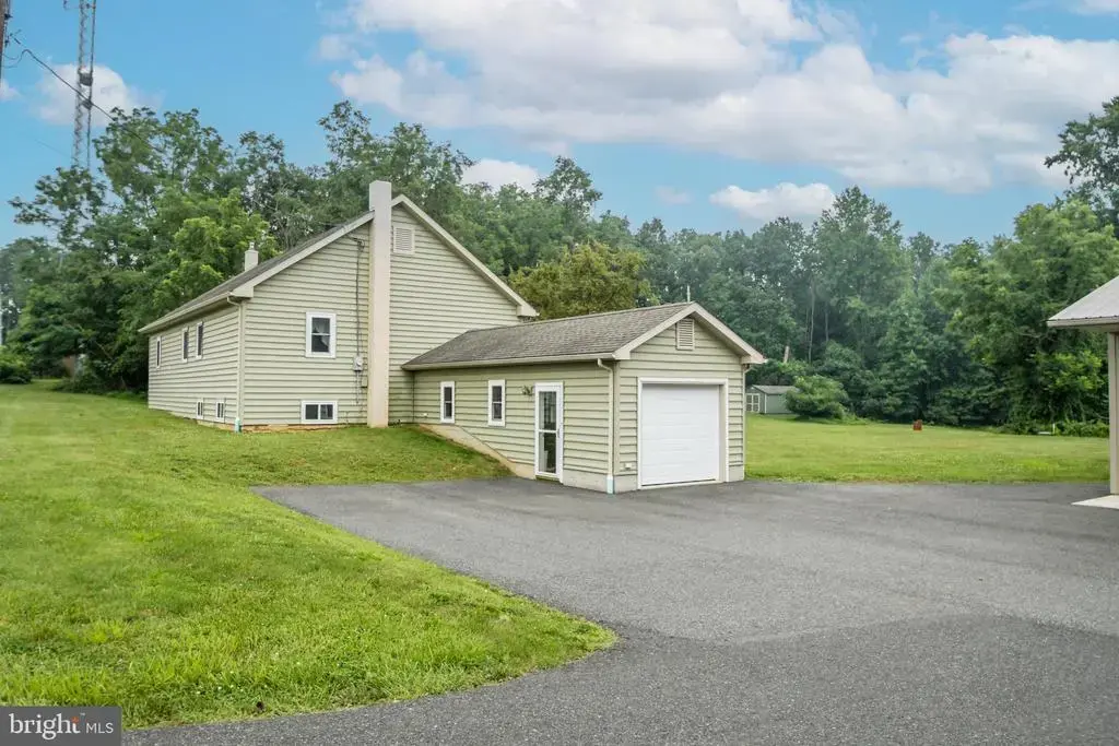 2016 Adams Rd, EAST GREENVILLE