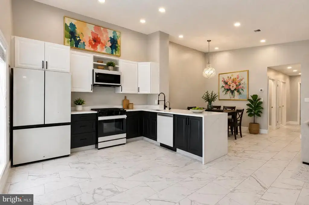 7753 Willow Point Dr #7753, FALLS CHURCH