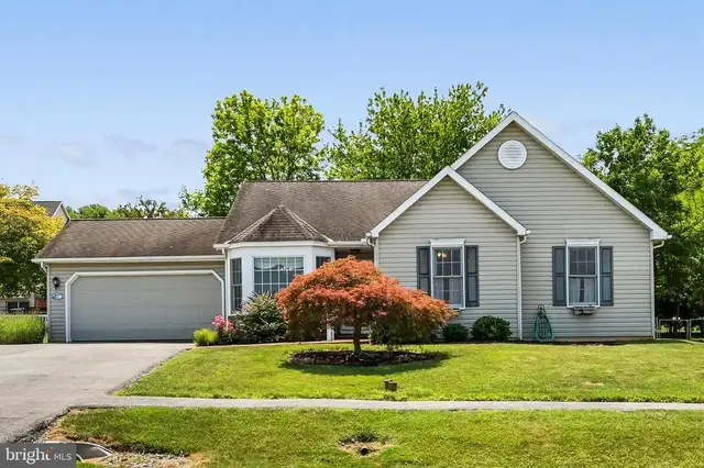 114 Hill Rd, Blandon
